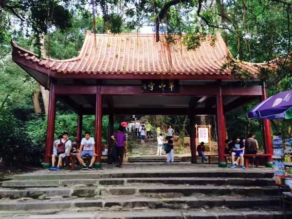 生前對(duì)宅基地房屋翻擴(kuò)建存在貢獻(xiàn)能否主張權(quán)利？上海繼承房產(chǎn)律師告訴您